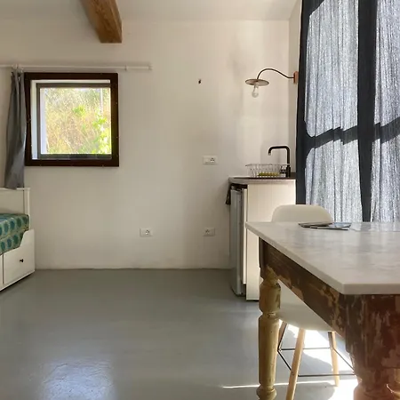 مزرعة للإقامة Operaviva